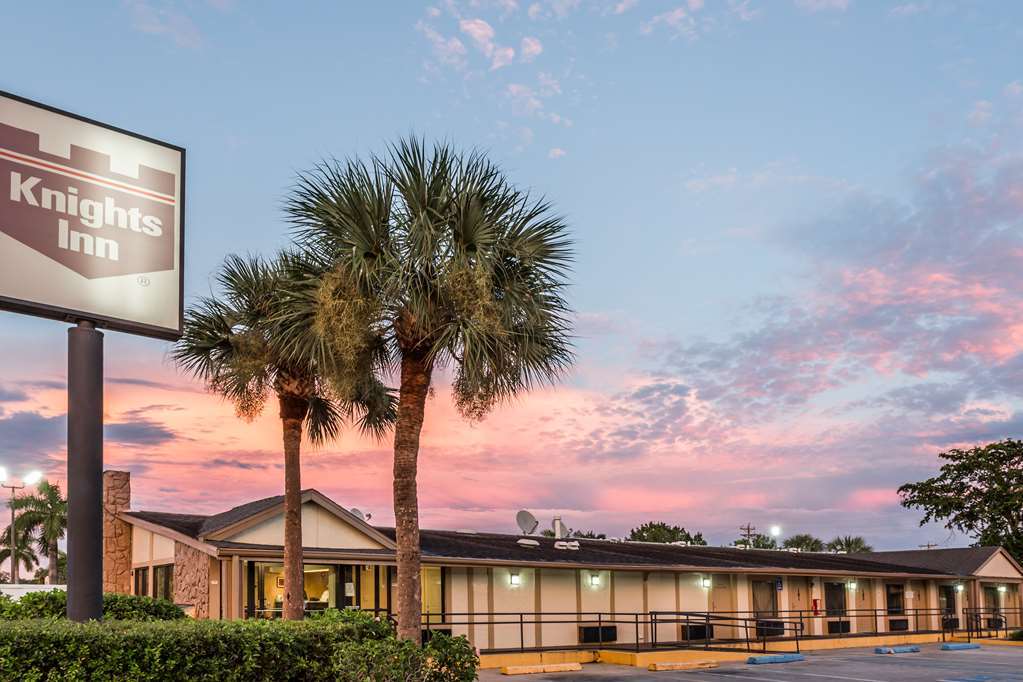 Motel 6-Fort Myers, Fl Норт Форт Майерс Екстериор снимка